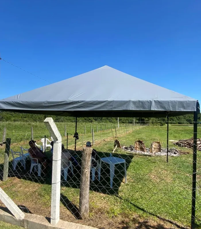 golden-tendas-e-cadeiras-para-alugar-1